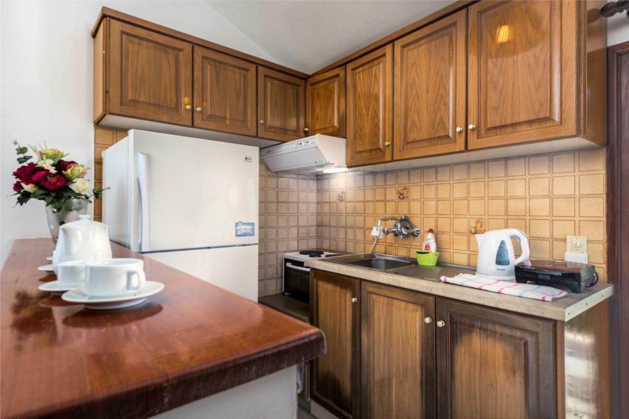 Areti Apartments بوروس المظهر الخارجي الصورة