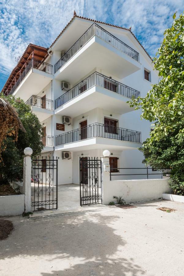 Areti Apartments بوروس المظهر الخارجي الصورة