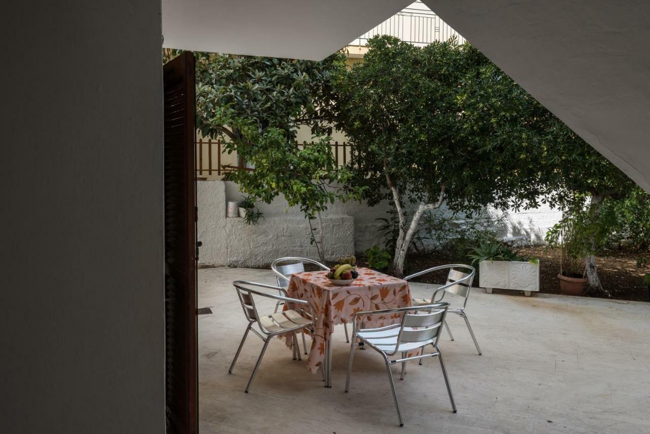Areti Apartments بوروس المظهر الخارجي الصورة